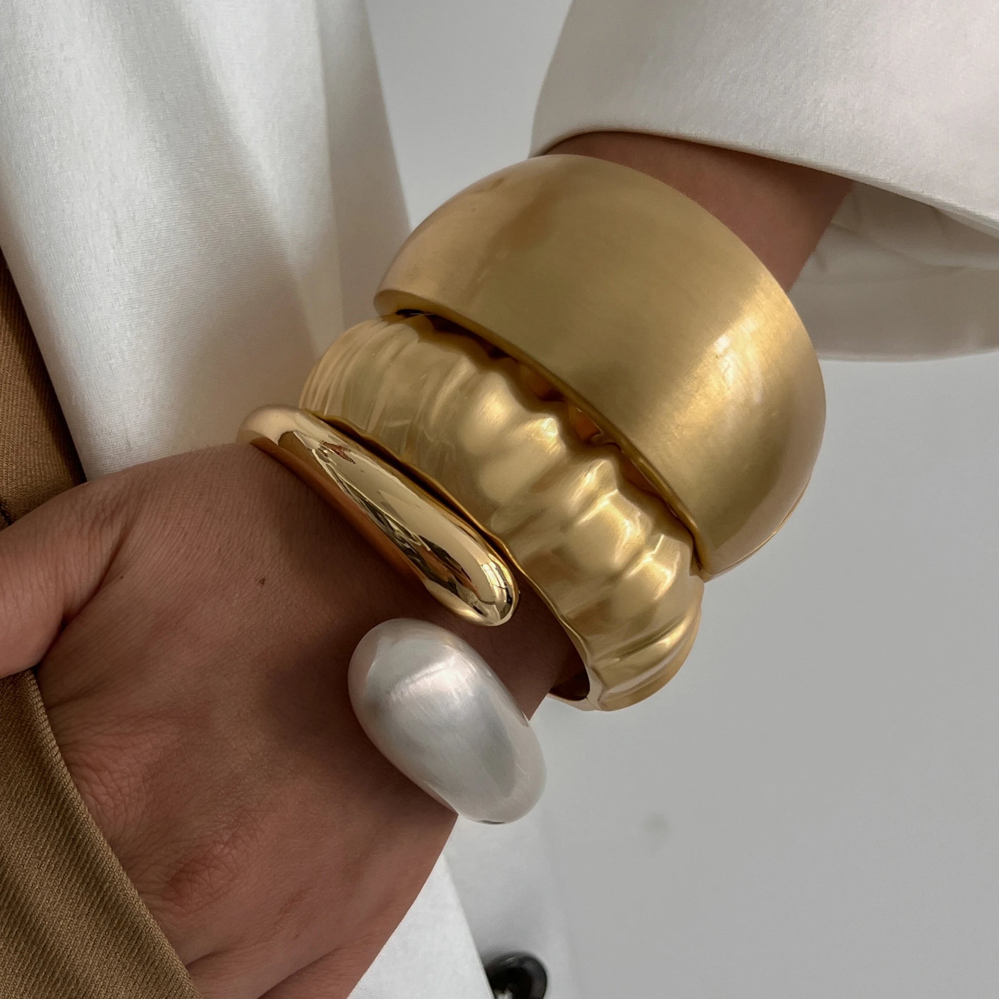 Exaggerated Punk Matte Heavy Metal Chunky Open Bangles for Women Vintage Geometric Spring Bracelets Men Couple Jewelry